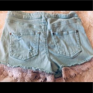 3/$20 High Rise Lace fringed shorts